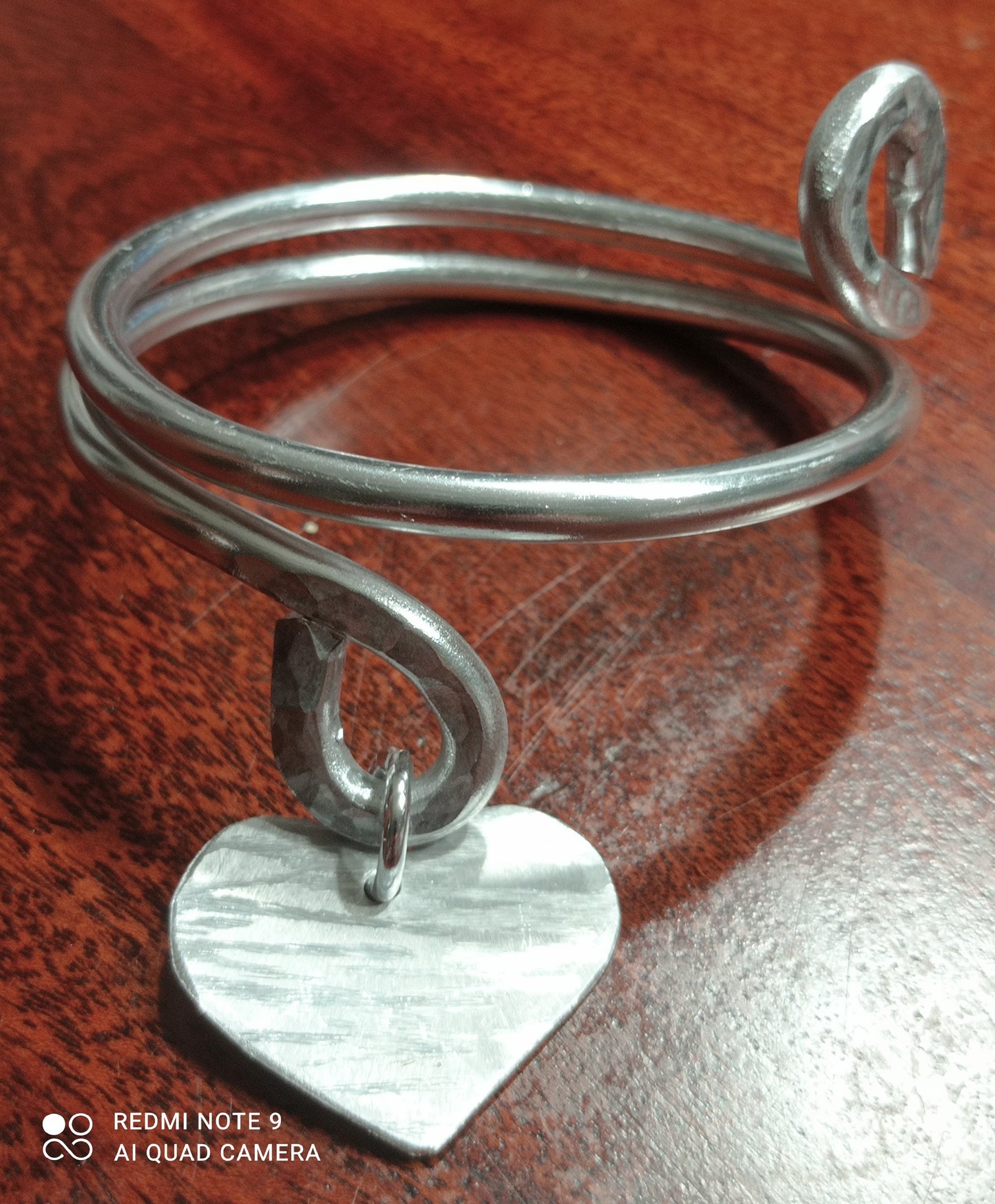 bracciale cerchio con cuore